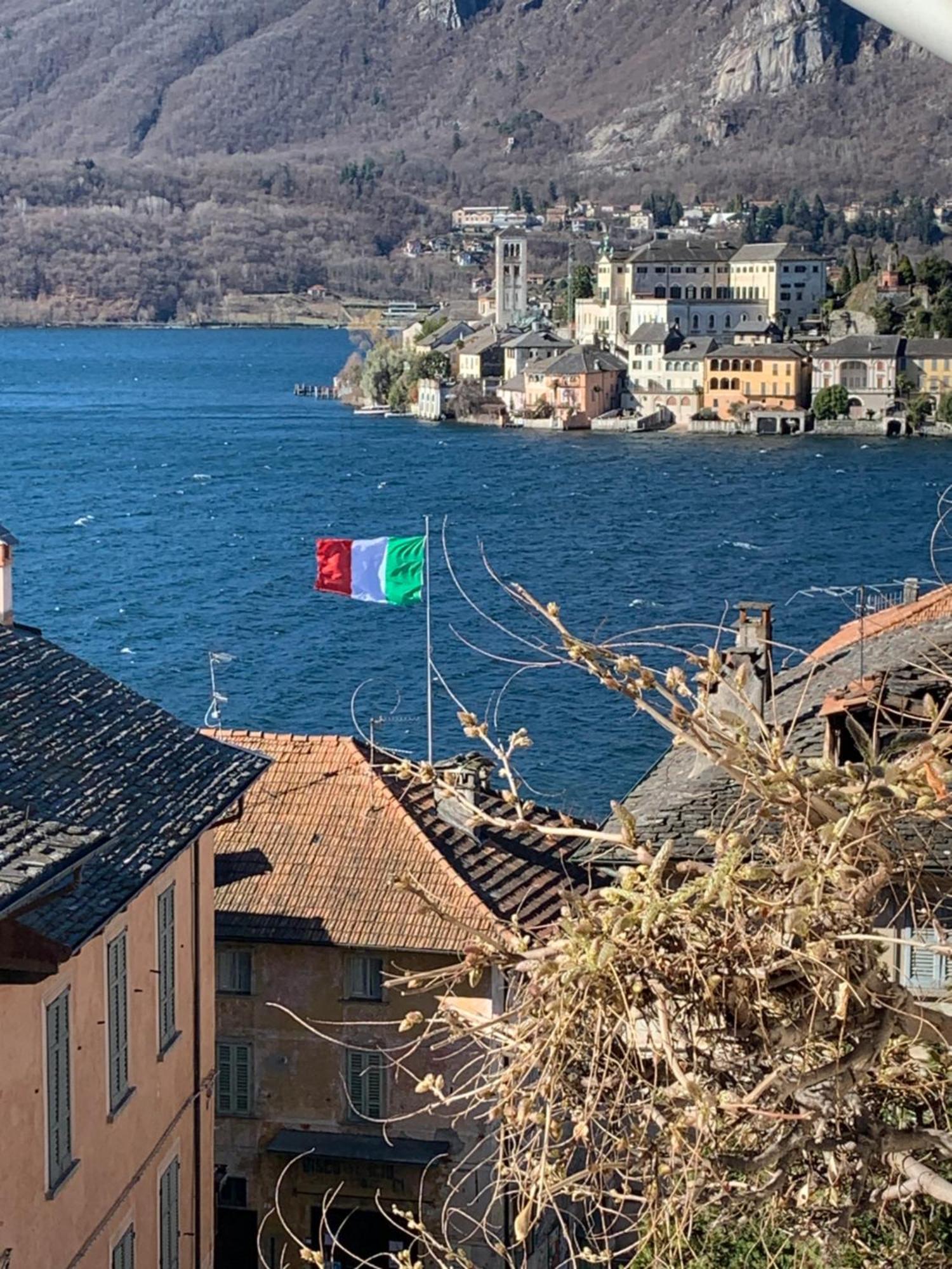 -Ortaflats- Appartamento Gli Archi Orta San Giulio Ngoại thất bức ảnh